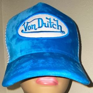Brand new Von Dutch blue velvet trucker